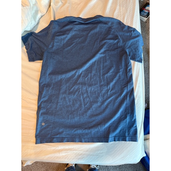 lululemon athletica Other - lululemon athletica Men's Navy Short Sleeve Tee